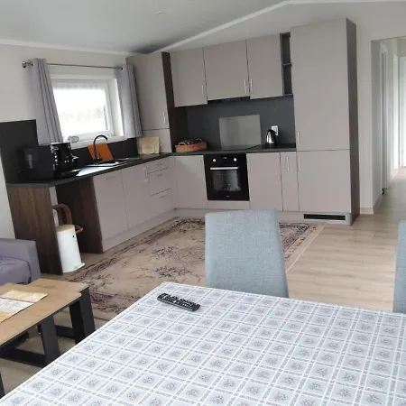 펜션 Near Szczecin Lagoon 노베 바르프노